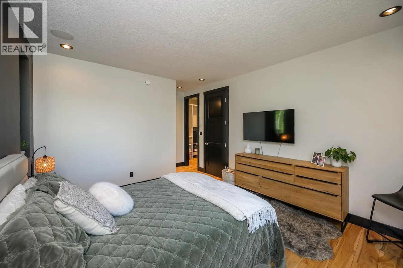 3400 HILDEBRANDT ROAD