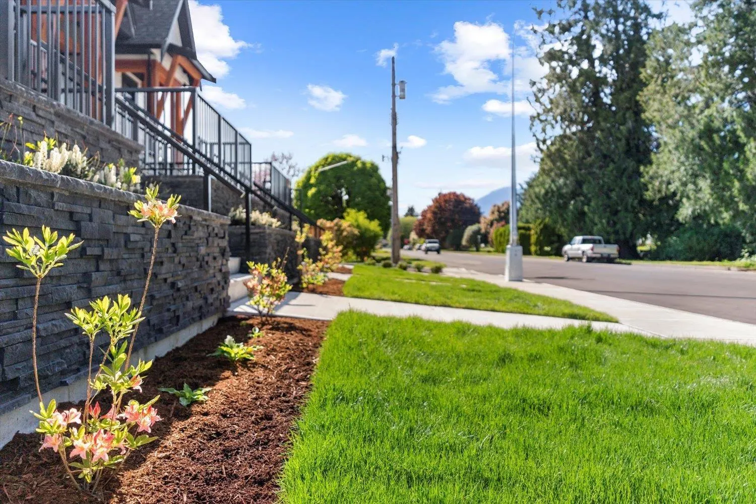 2 46106 RIVERSIDE DRIVE|Chilliwack Proper East