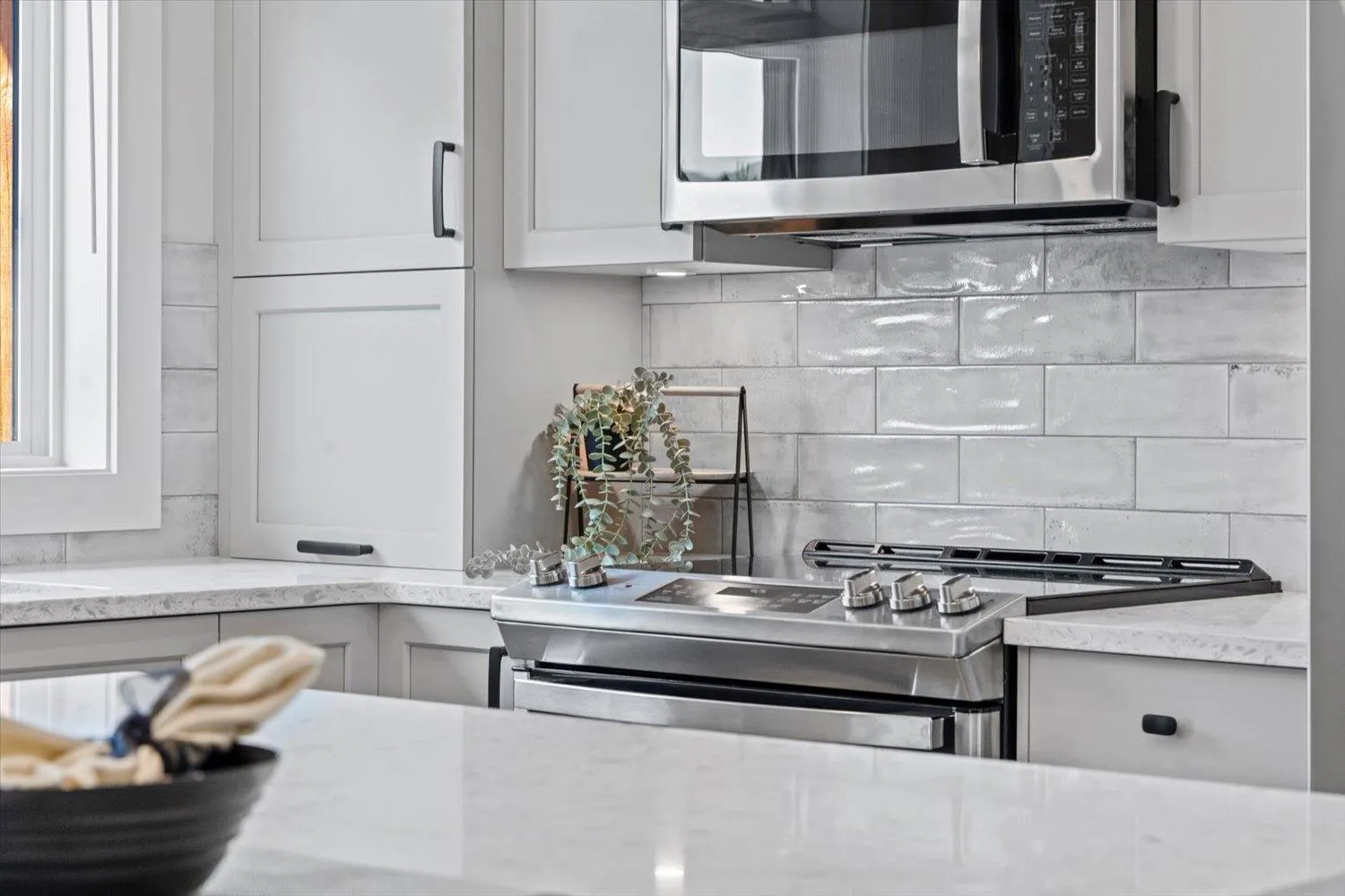 2 46106 RIVERSIDE DRIVE|Chilliwack Proper East