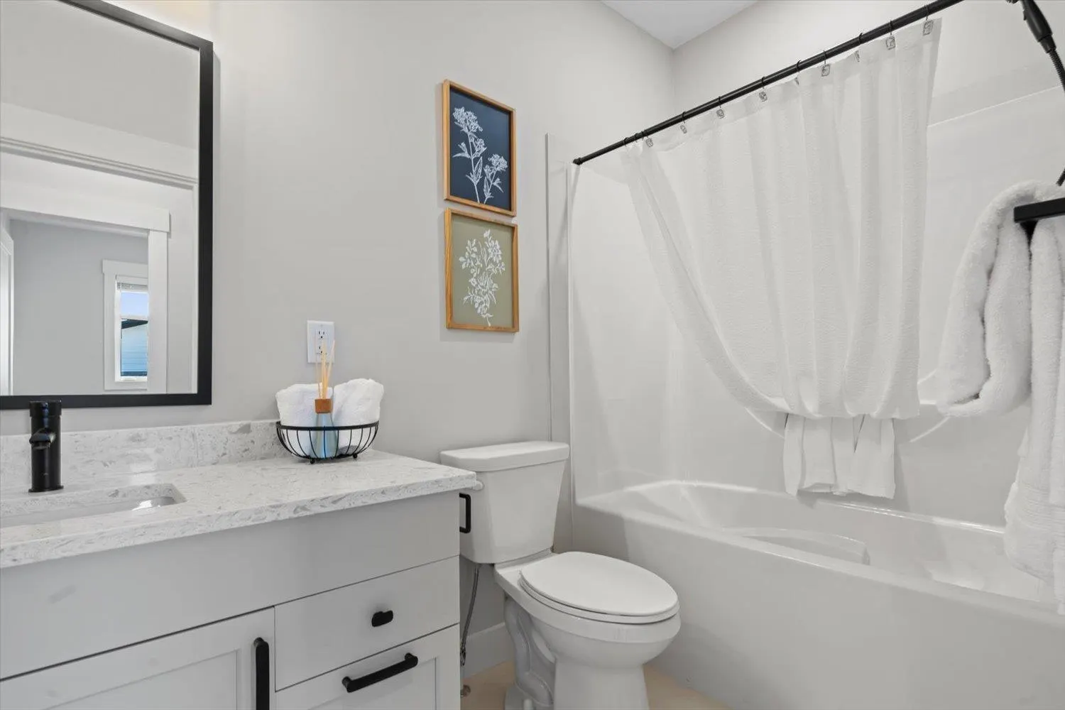 2 46106 RIVERSIDE DRIVE|Chilliwack Proper East