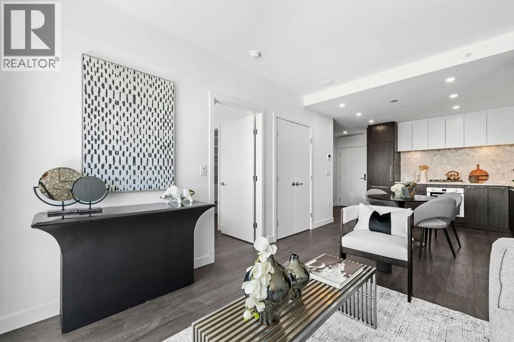 1905 2425 ALPHA AVENUE
