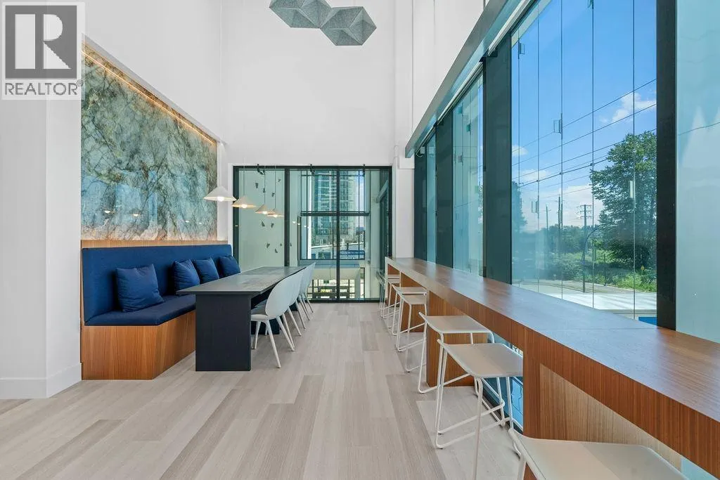 1905 2425 ALPHA AVENUE