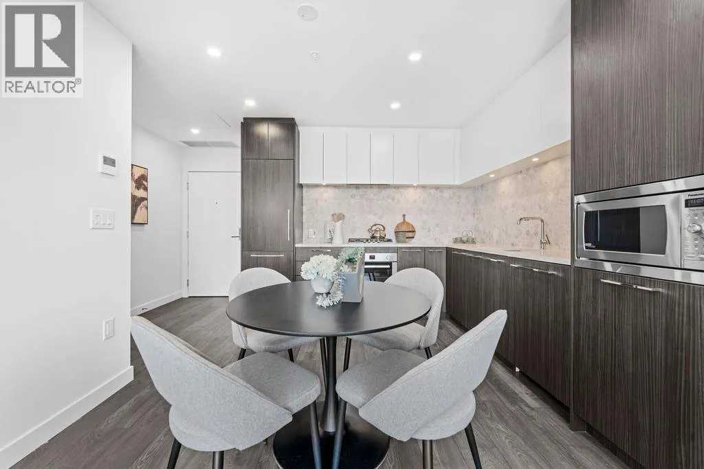 1905 2425 ALPHA AVENUE