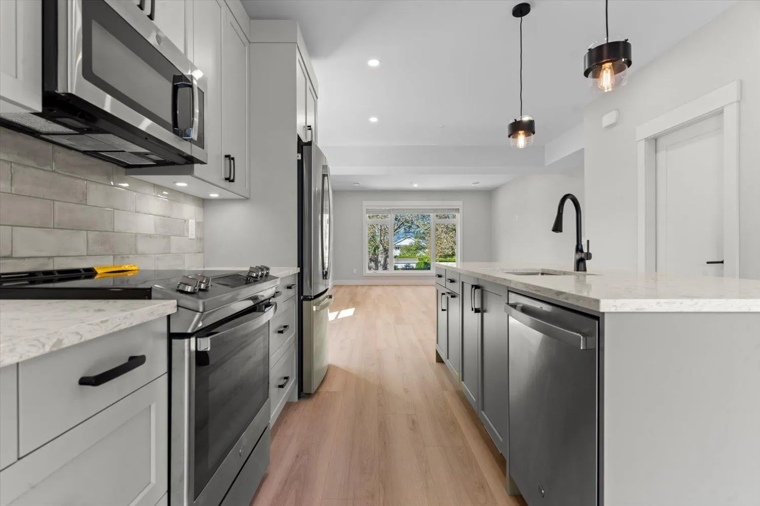 5 46106 RIVERSIDE DRIVE|Chilliwack Proper East