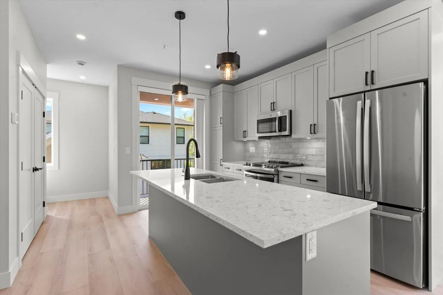 5 46106 RIVERSIDE DRIVE|Chilliwack Proper East