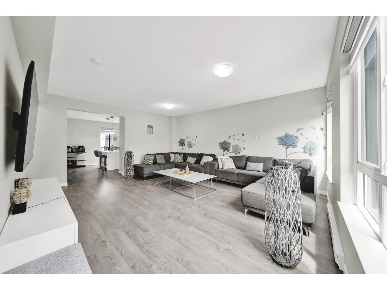 147 15111 EDMUND DRIVE