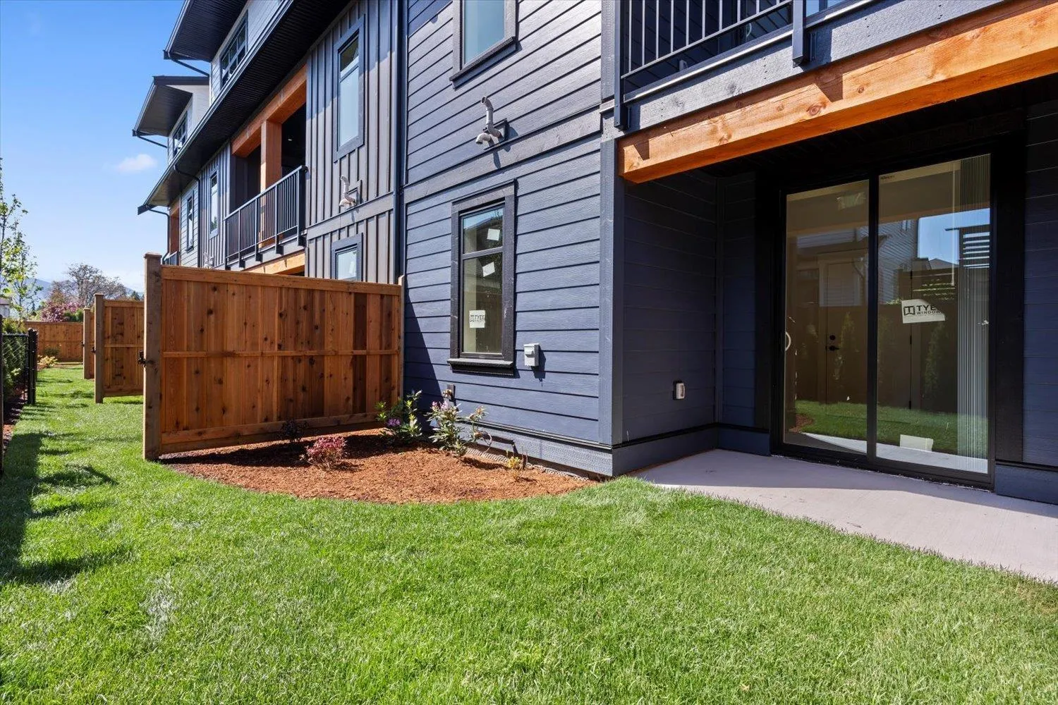 6 46106 RIVERSIDE DRIVE|Chilliwack Proper East