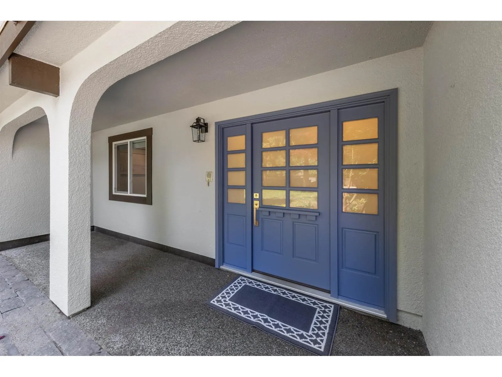 14092 CRESCENT ROAD