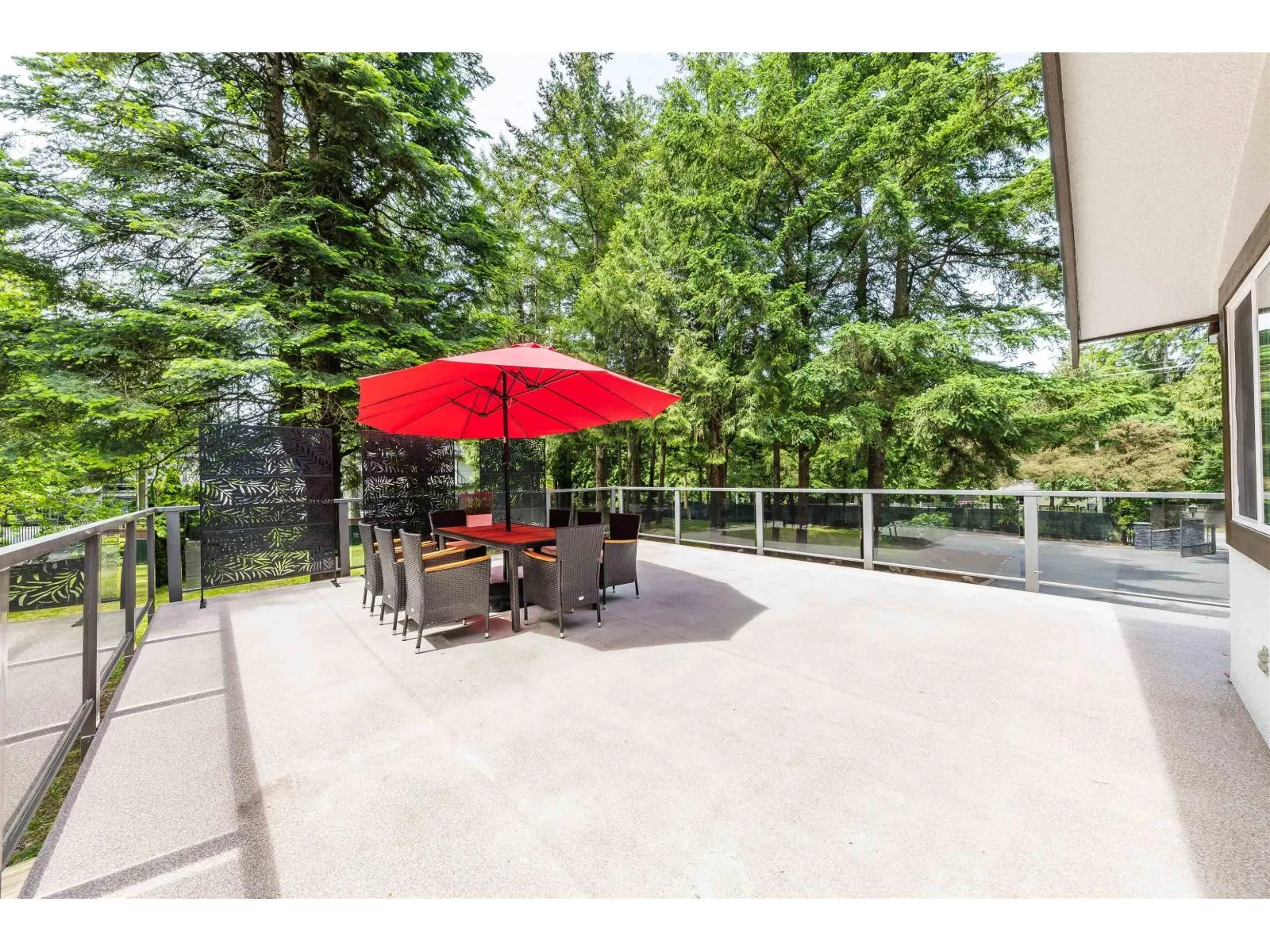 14092 CRESCENT ROAD