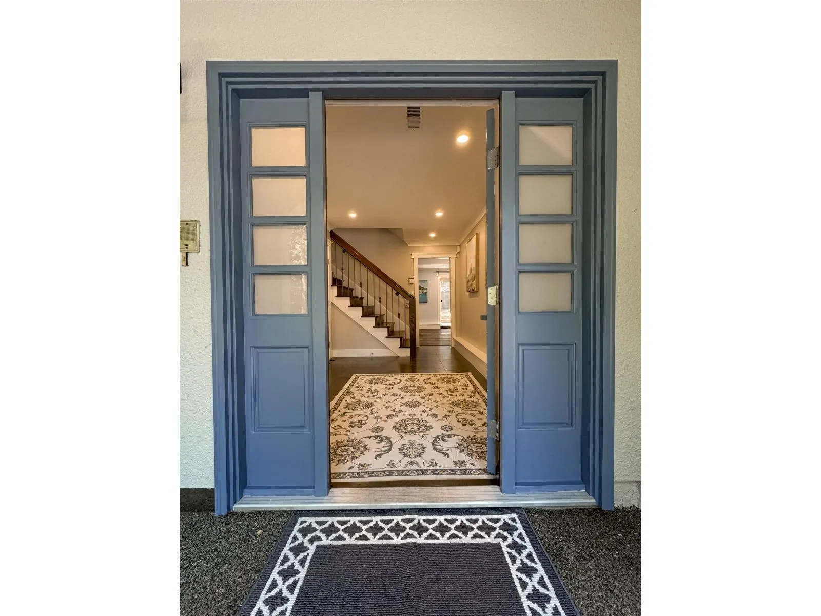 14092 CRESCENT ROAD