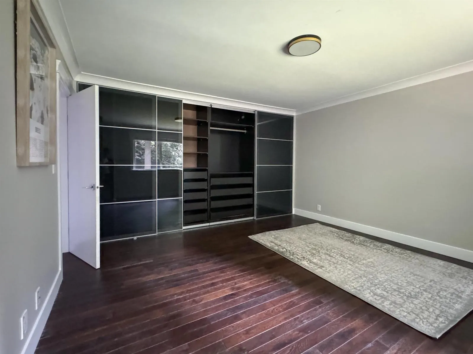 14092 CRESCENT ROAD