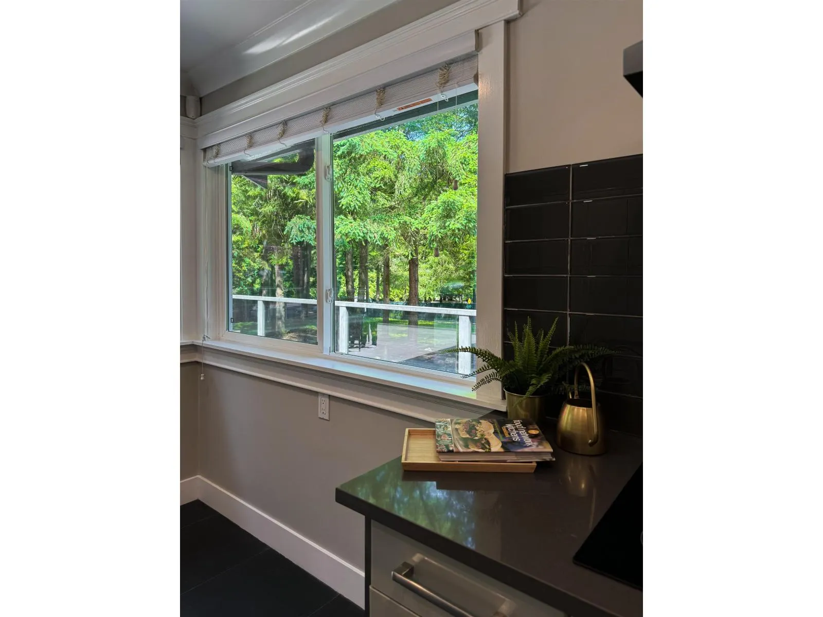 14092 CRESCENT ROAD