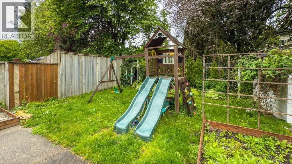 20831 RIVER ROAD