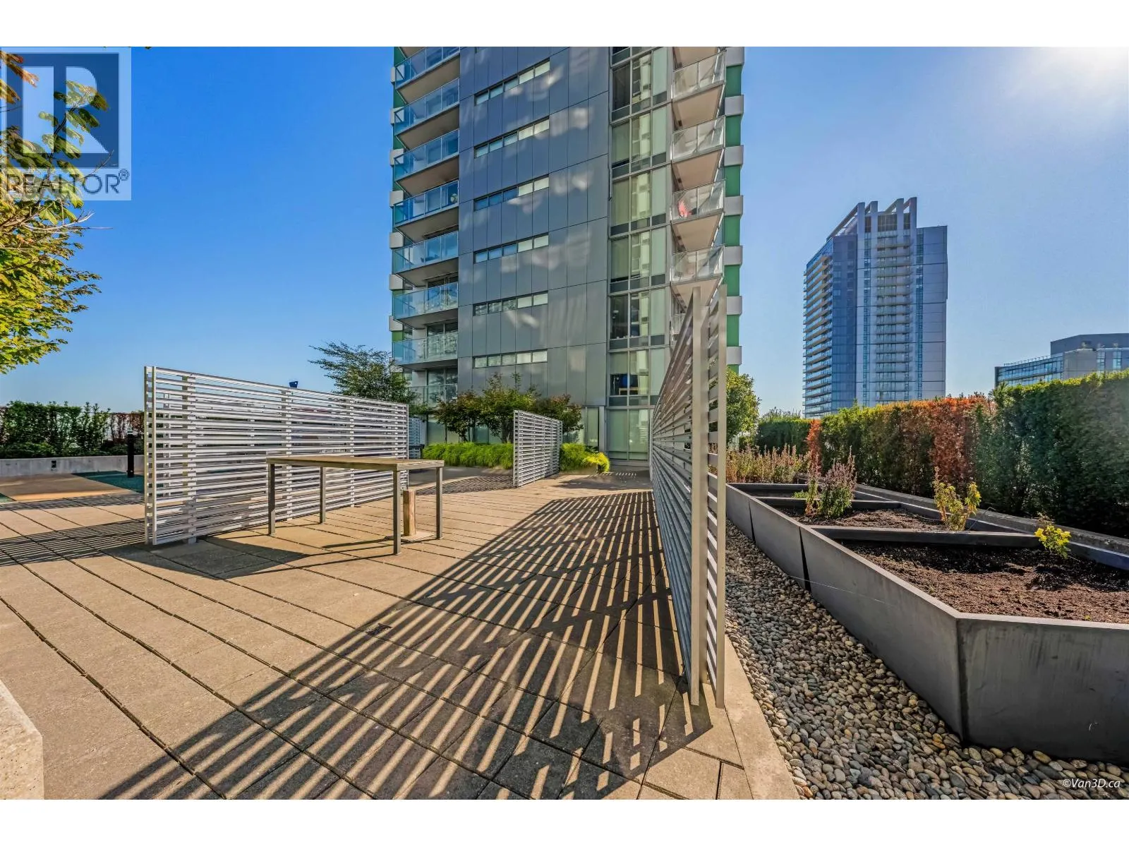 1205 488 SW MARINE DRIVE