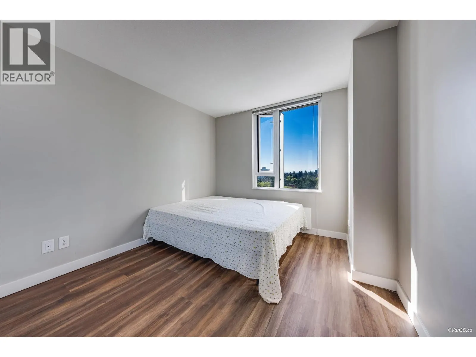 1205 488 SW MARINE DRIVE