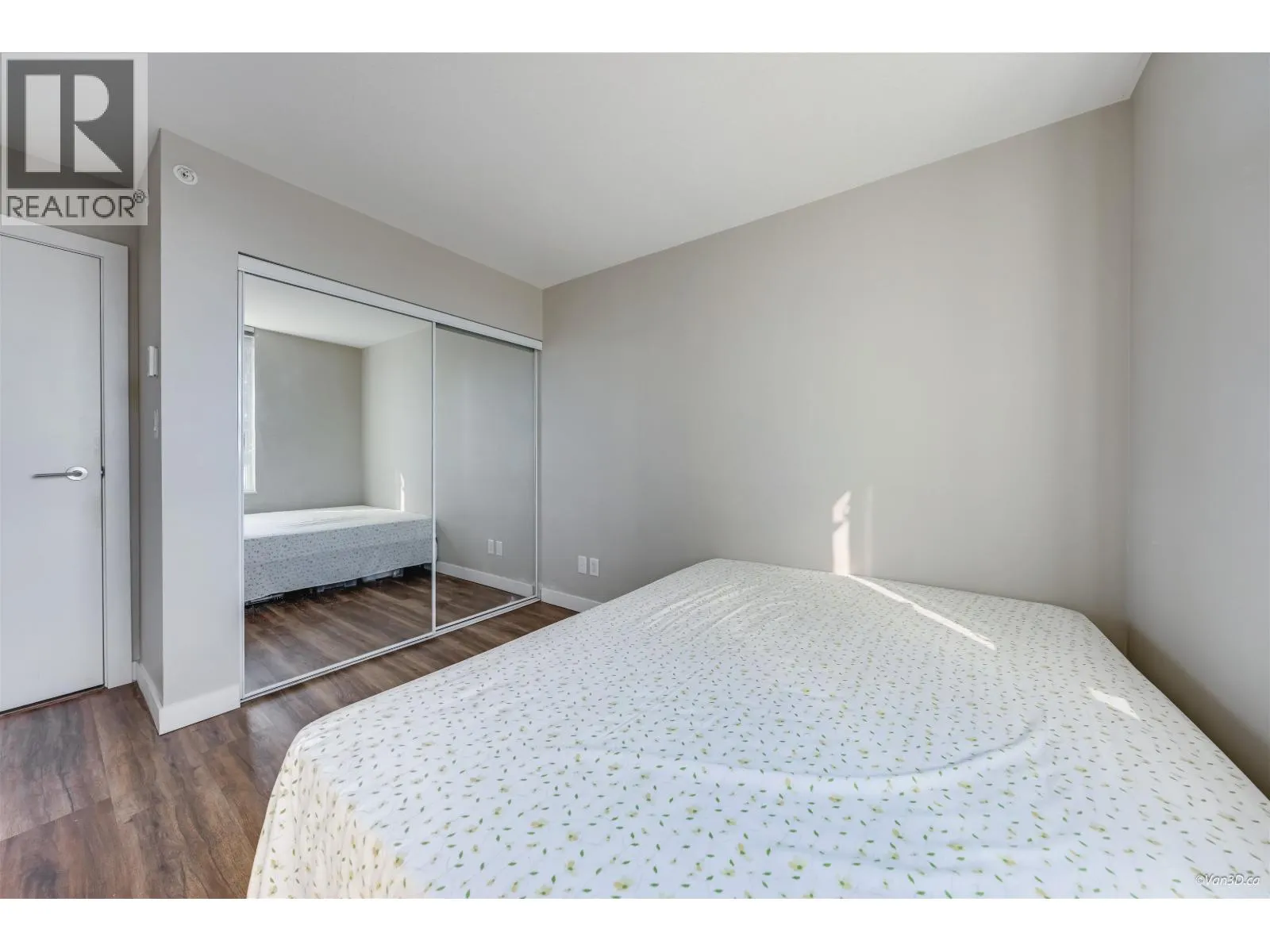 1205 488 SW MARINE DRIVE