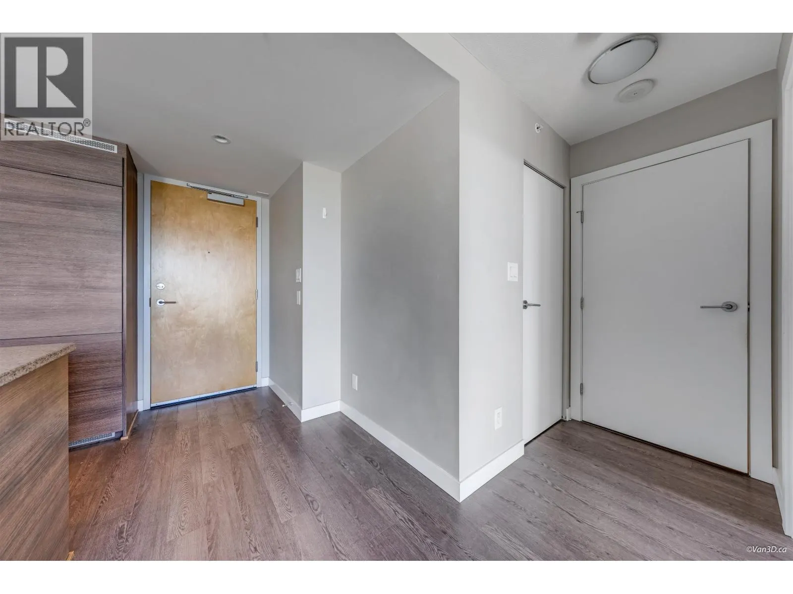 1205 488 SW MARINE DRIVE