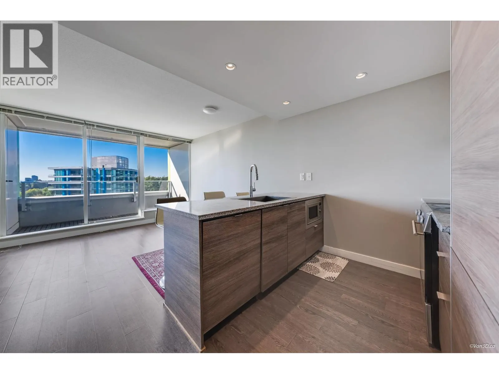 1205 488 SW MARINE DRIVE