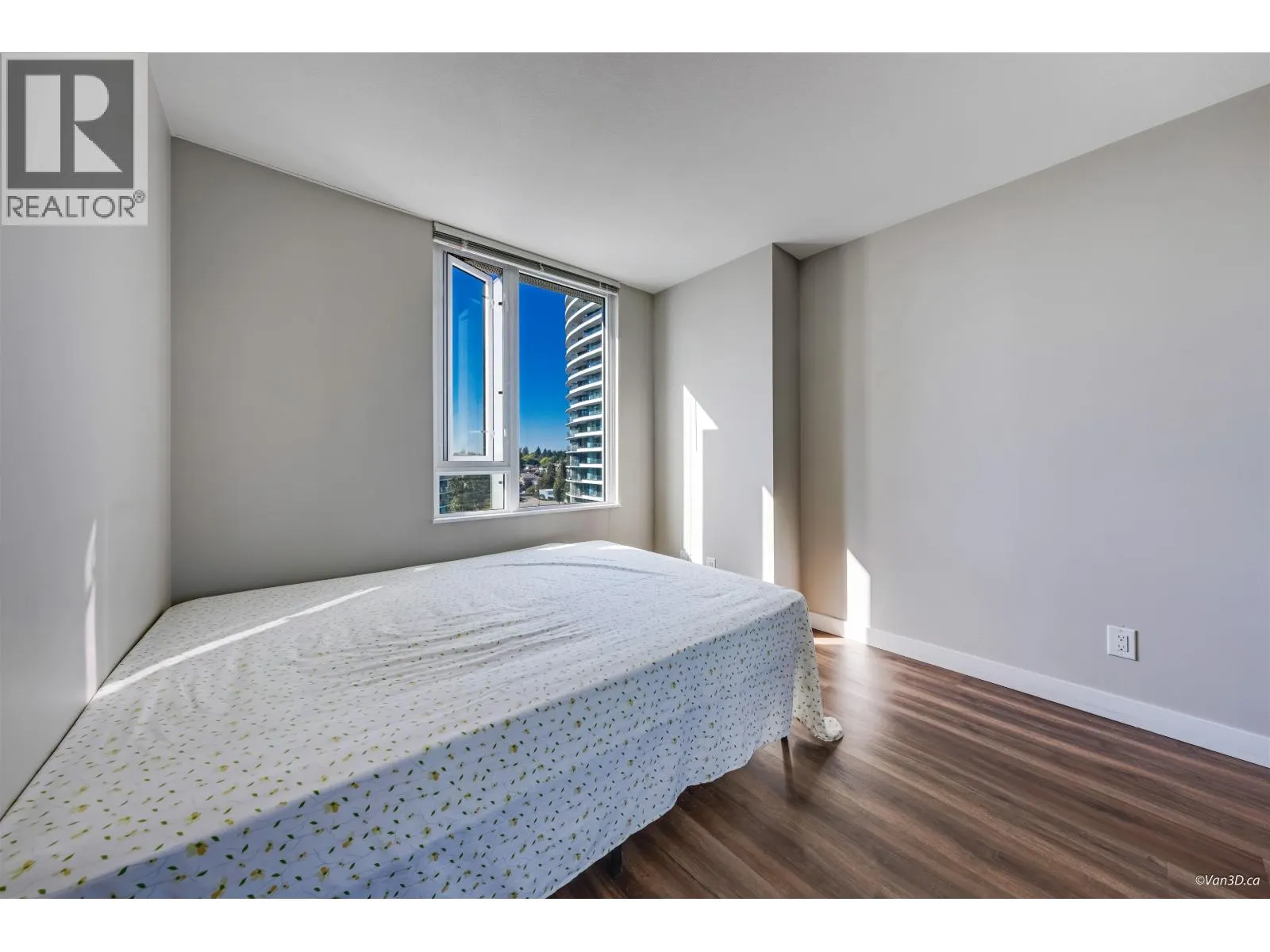 1205 488 SW MARINE DRIVE