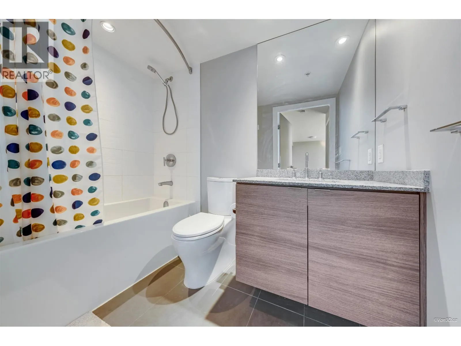 1205 488 SW MARINE DRIVE