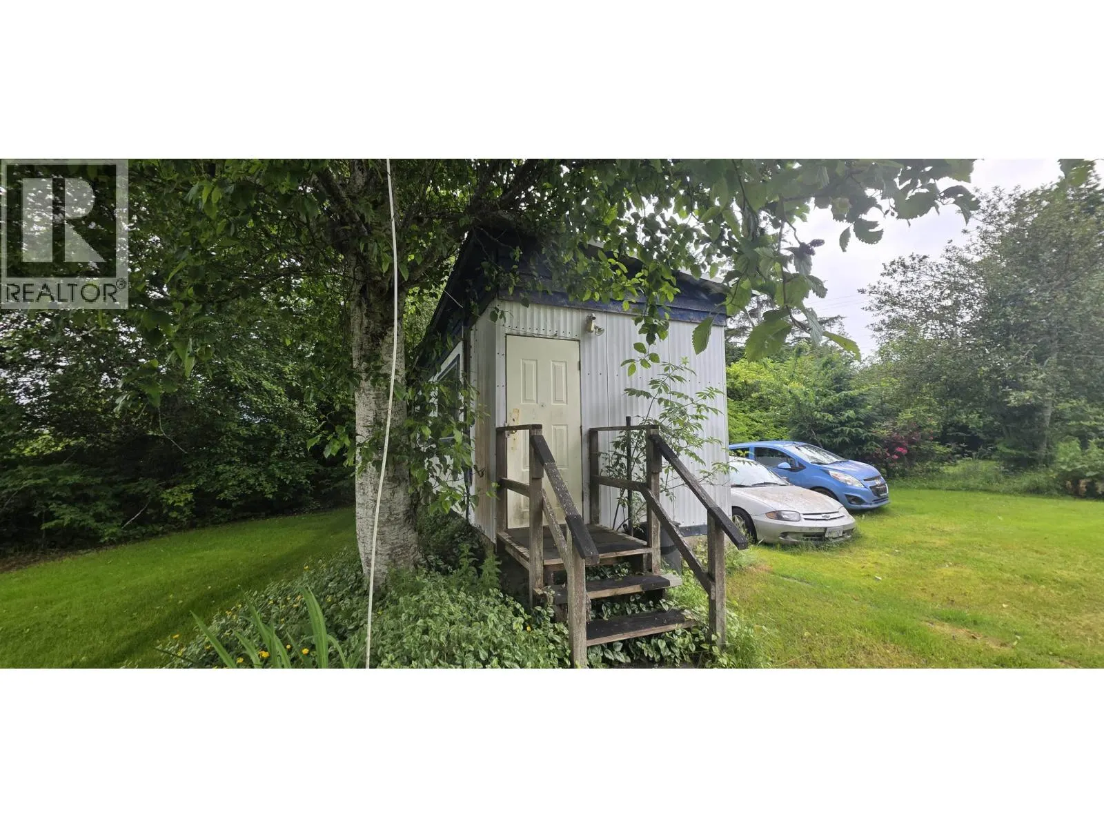 60 BAYVIEW DRIVE