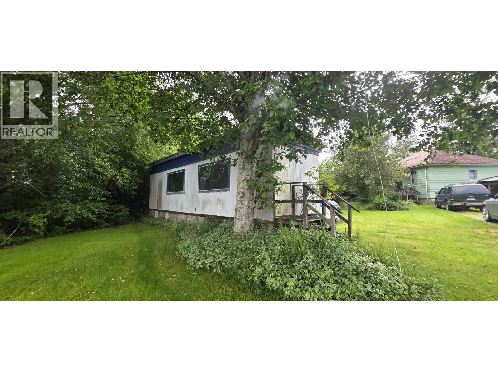 60 BAYVIEW DRIVE