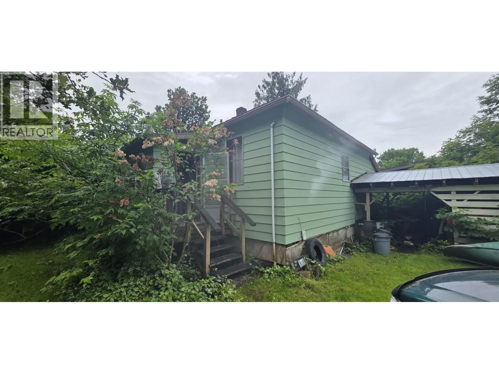 60 BAYVIEW DRIVE