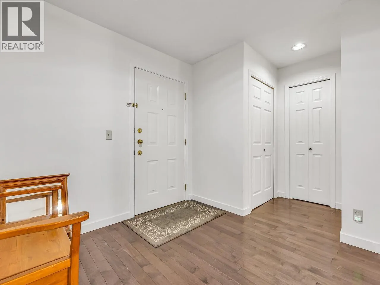 204 6735 STATION HILL COURT