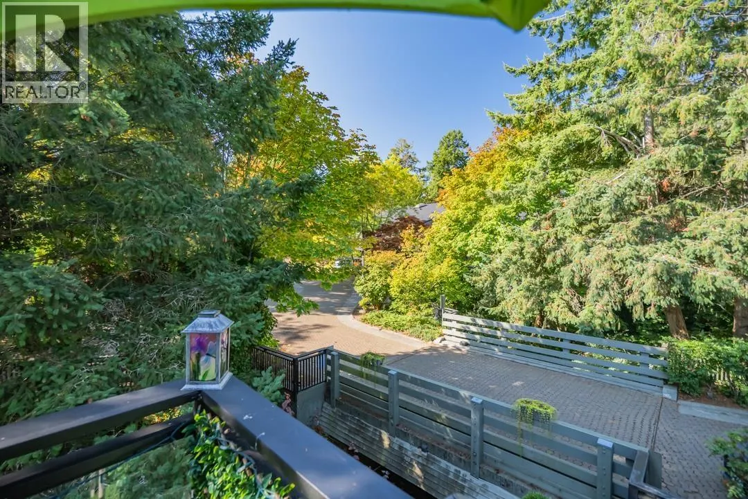 1162 FAIRWAY VIEWS WYND