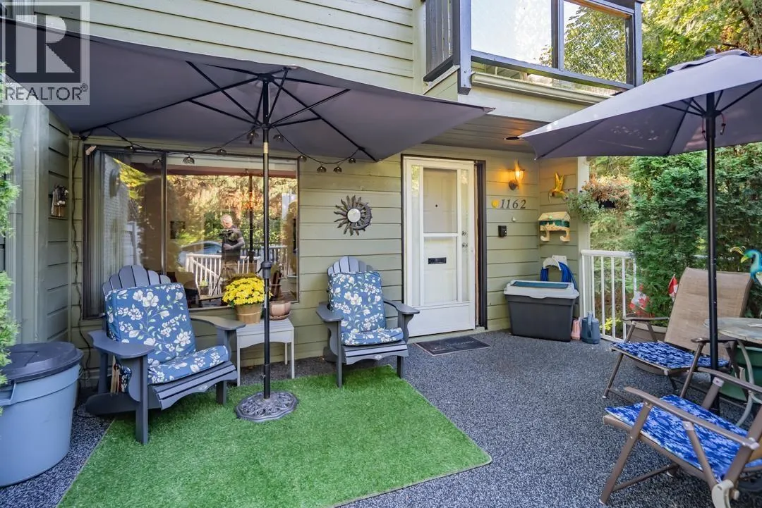 1162 FAIRWAY VIEWS WYND