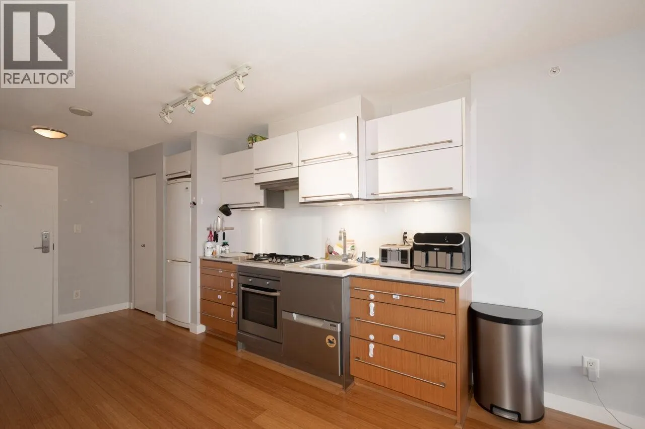 503 718 MAIN STREET