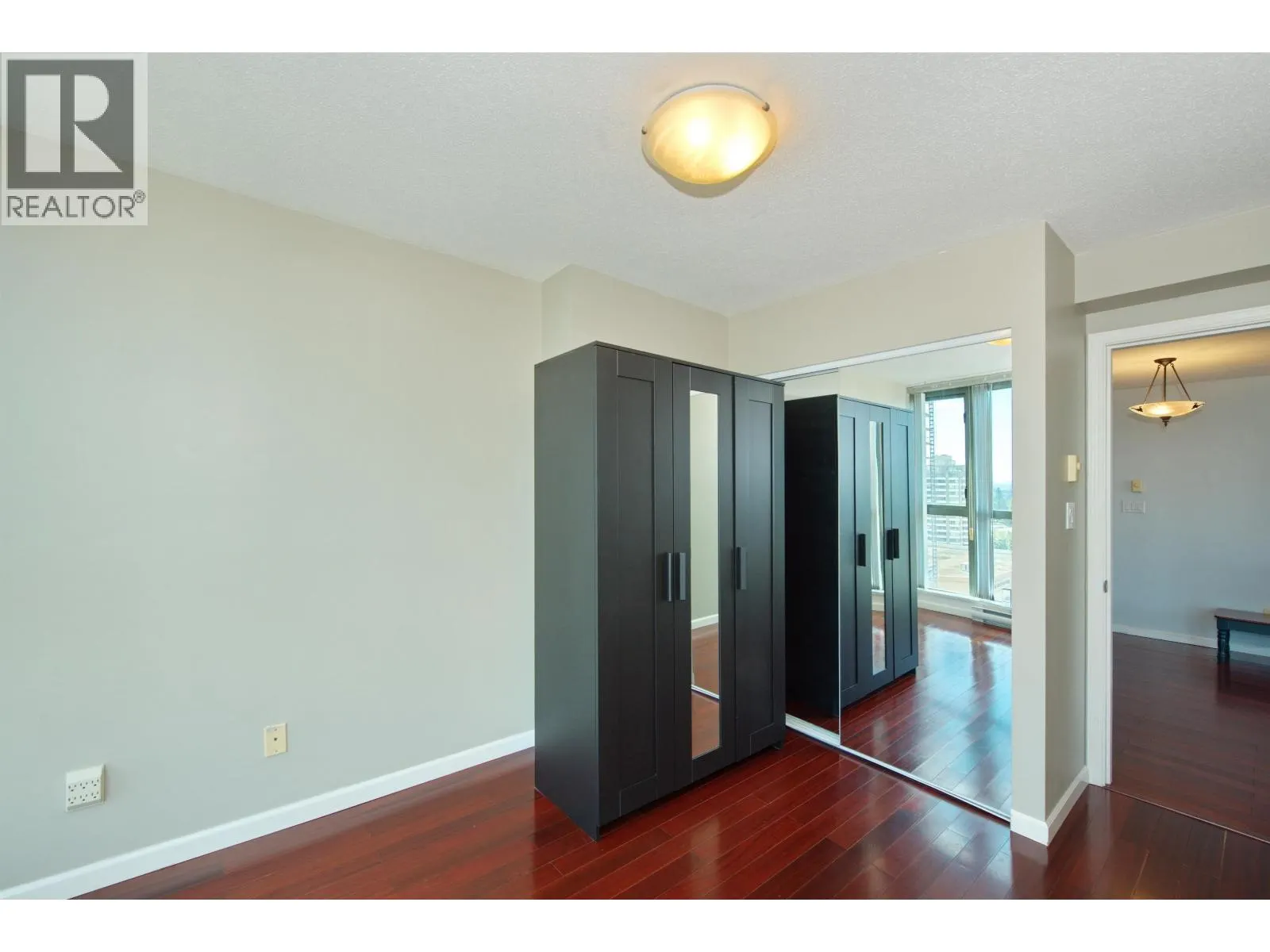 1908 4888 HAZEL STREET