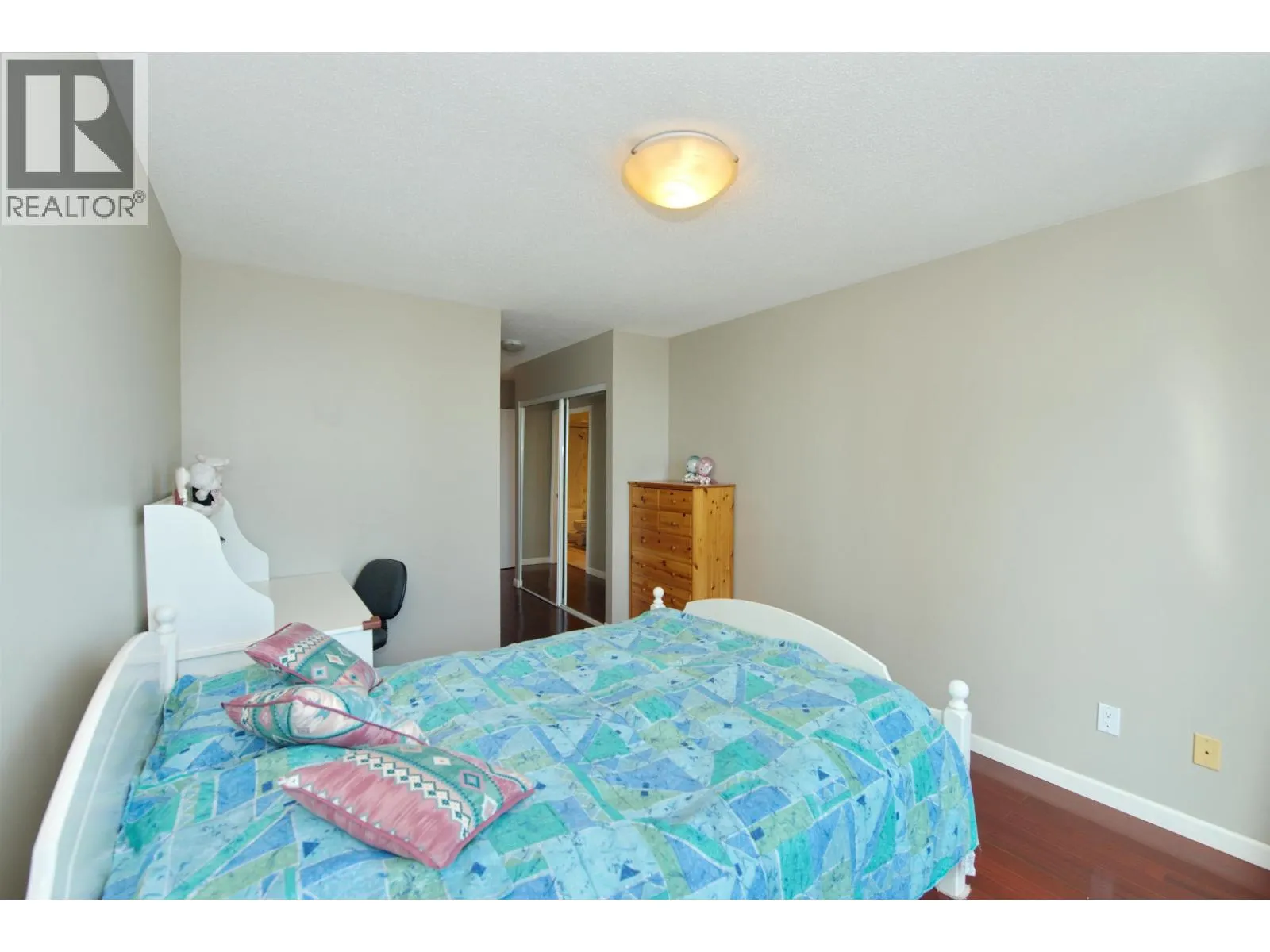1908 4888 HAZEL STREET