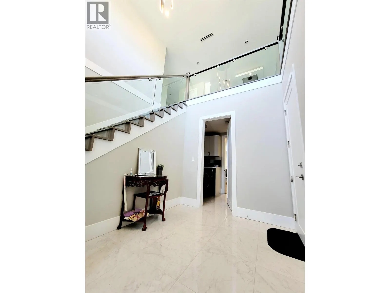 5988 GIBBONS DRIVE