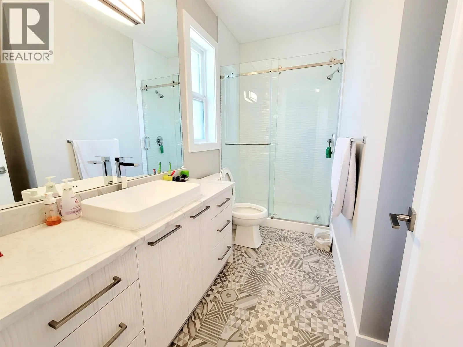 5988 GIBBONS DRIVE