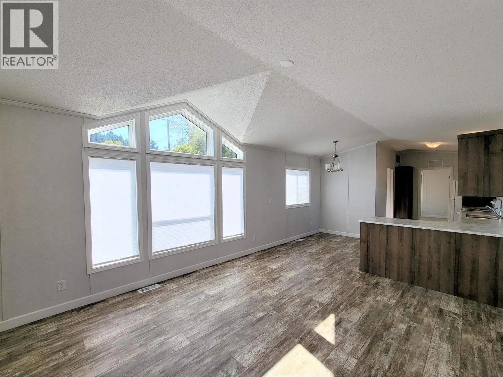 80 684 NORTH FRASER ROAD