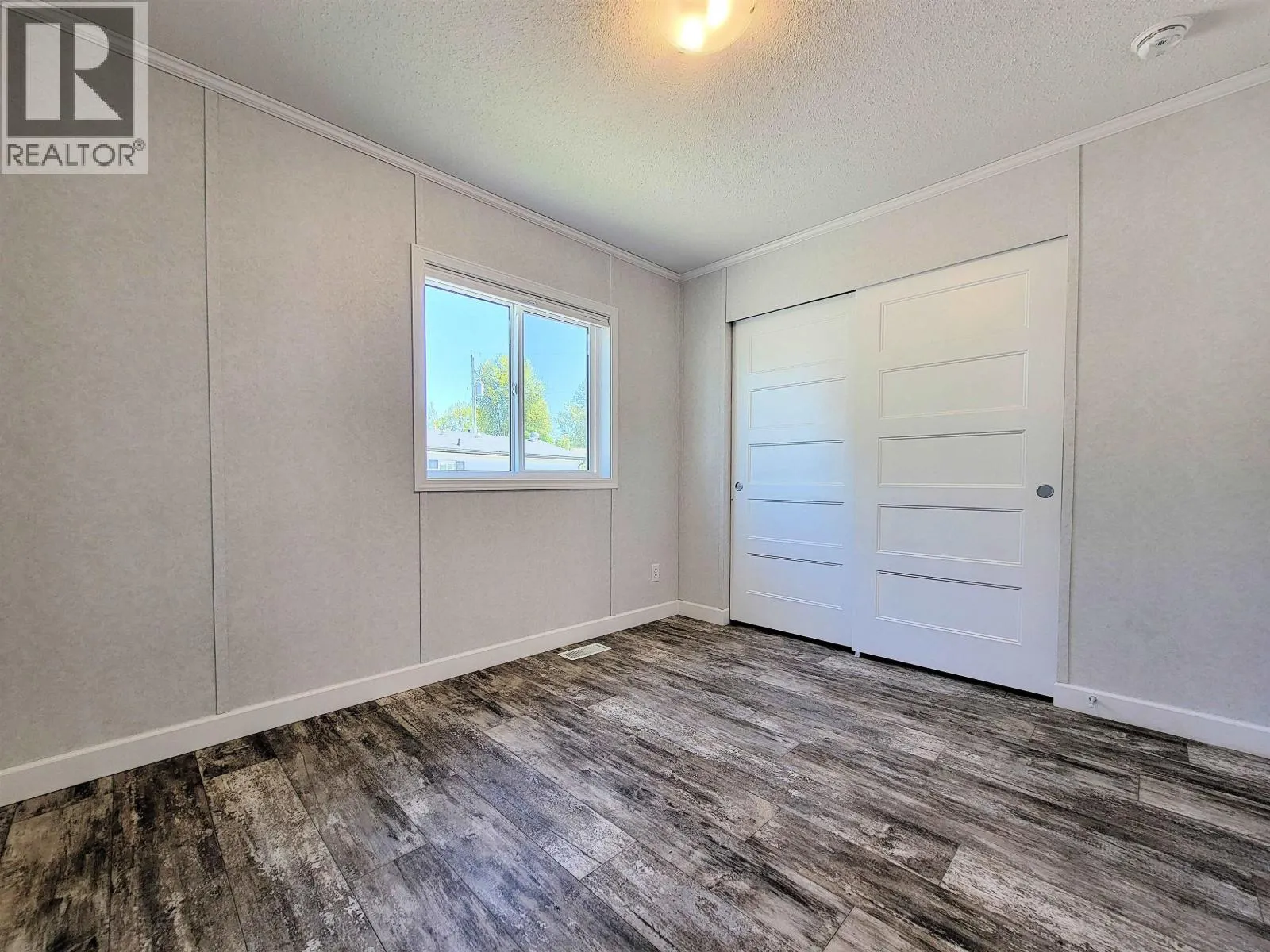 80 684 NORTH FRASER ROAD