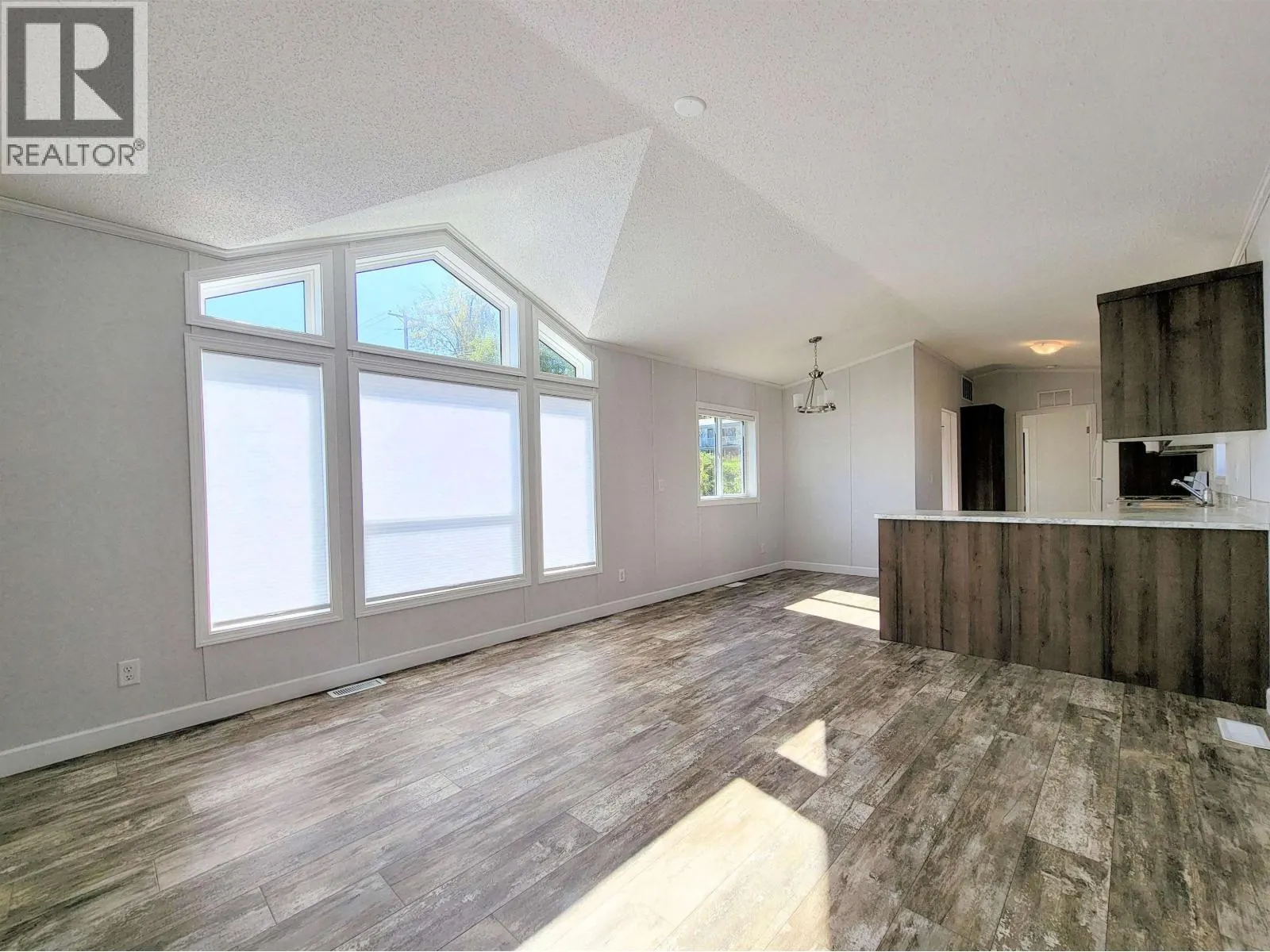80 684 NORTH FRASER ROAD