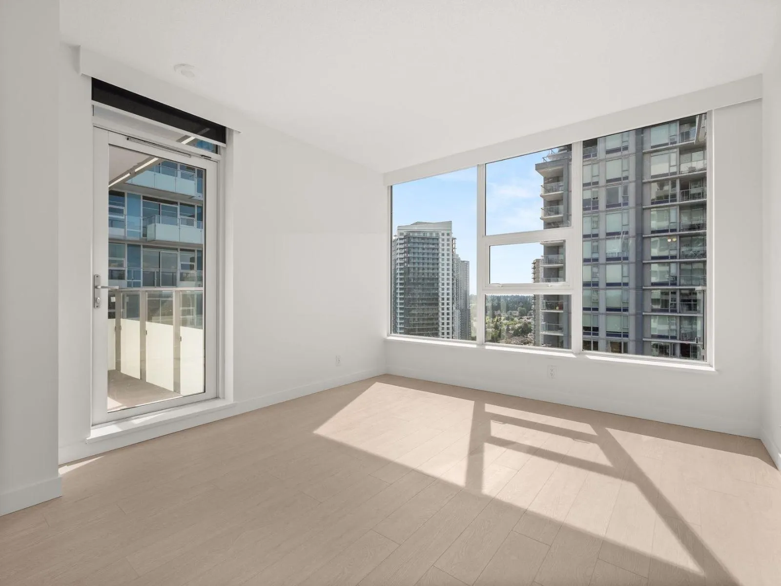 2907 13778 100 AVENUE
