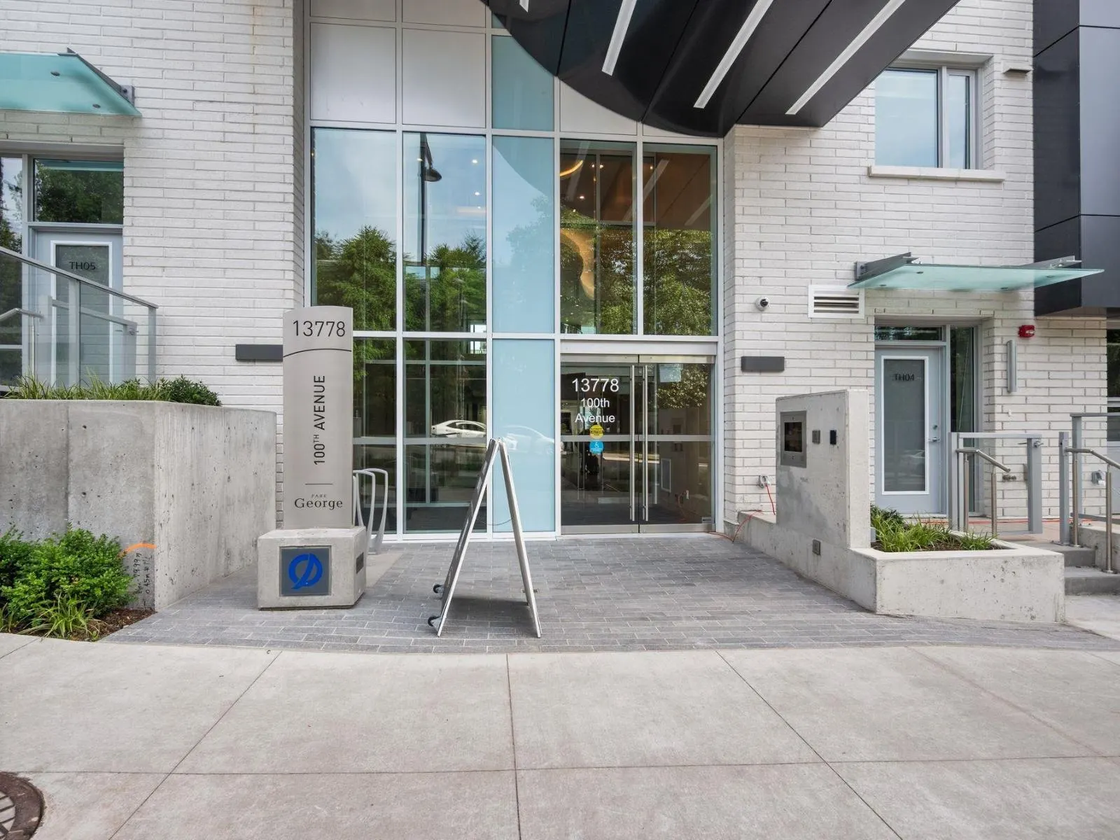2907 13778 100 AVENUE