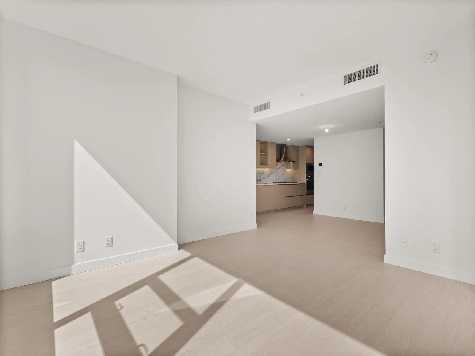 2907 13778 100 AVENUE