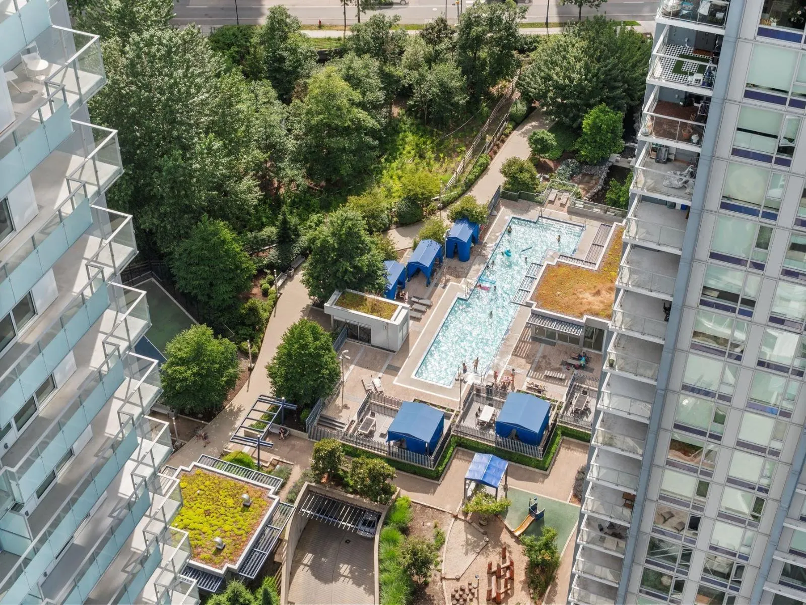 2907 13778 100 AVENUE