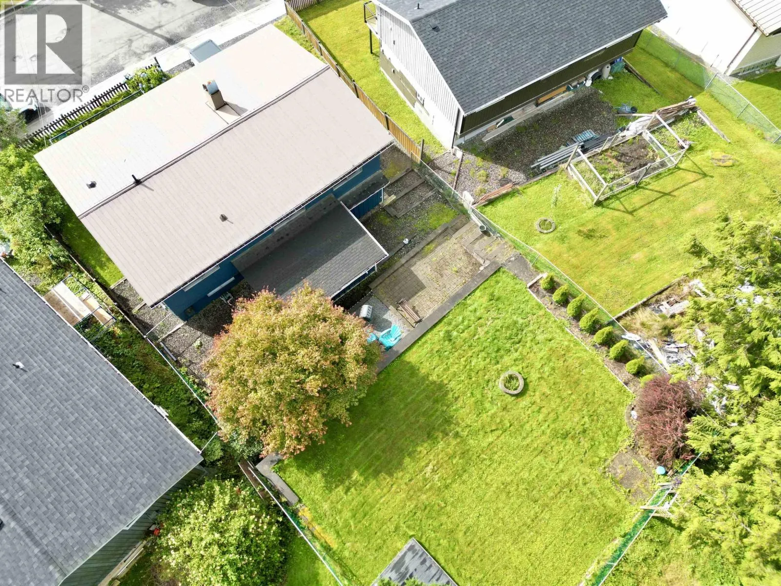 284 CRESTVIEW DRIVE