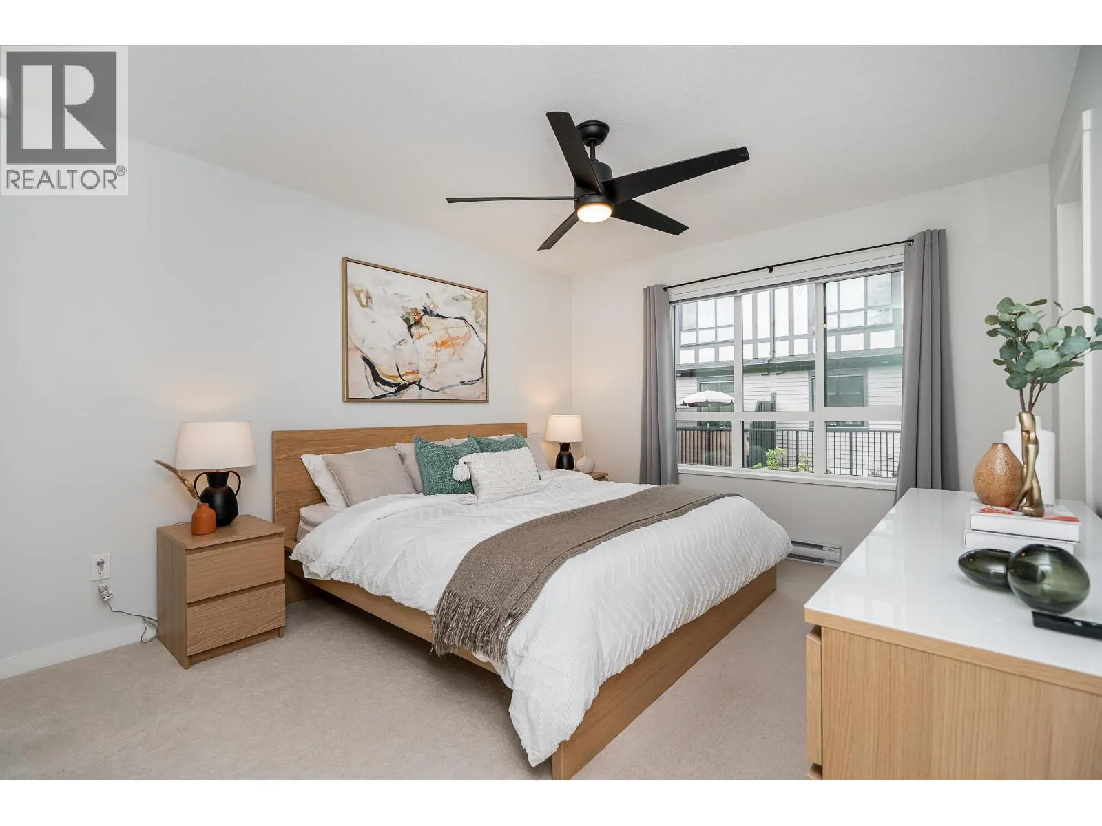 140 3500 BURKE VILLAGE PROMENADE