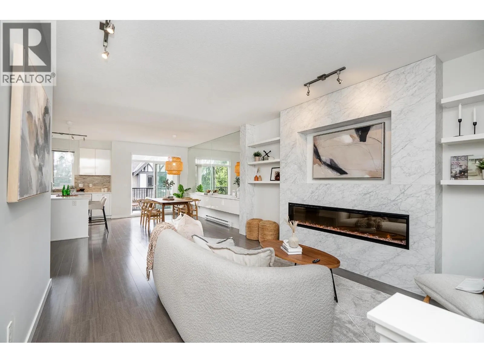 140 3500 BURKE VILLAGE PROMENADE