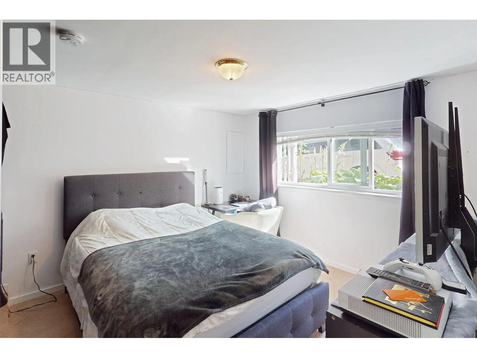 4379 CAPILANO ROAD