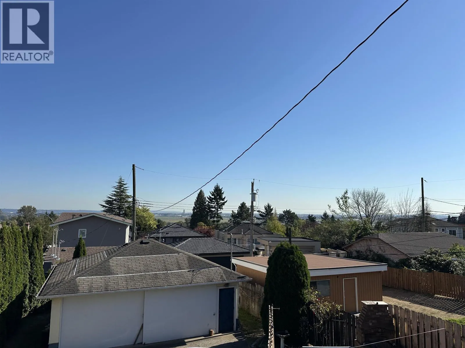 2376 FRASERVIEW DRIVE