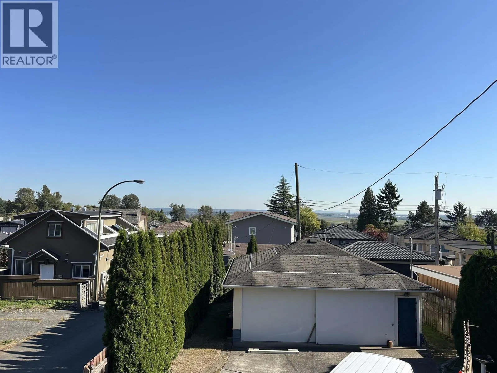 2376 FRASERVIEW DRIVE