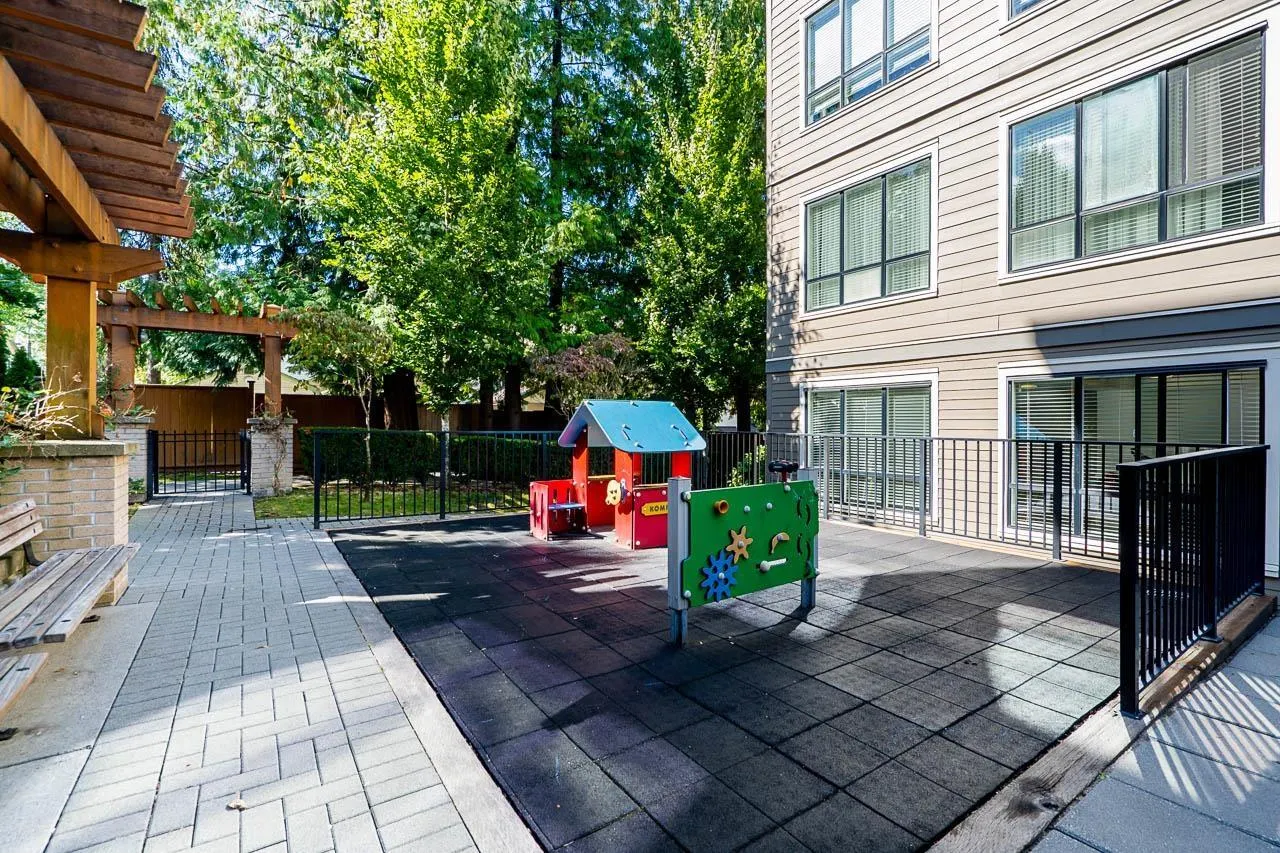 203 10477 154 STREET