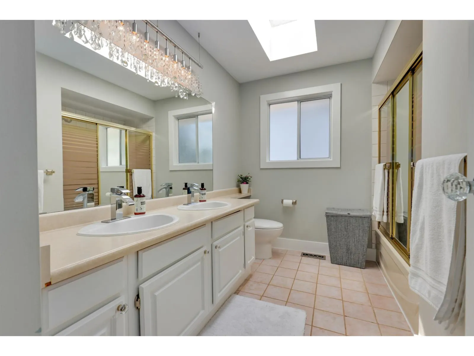 6488 SUNSHINE PLACE